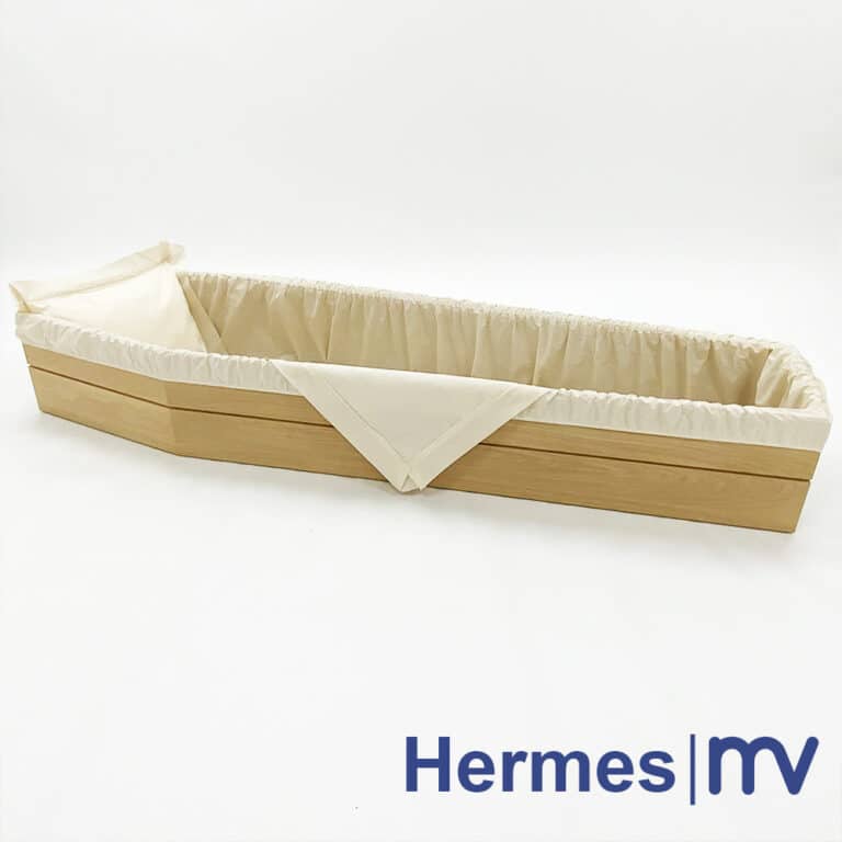 Morivita - Hermes kistbekleding in naturel kleur uitgevoerd in budgetvriendelijke katoen met een kussen met sierlint